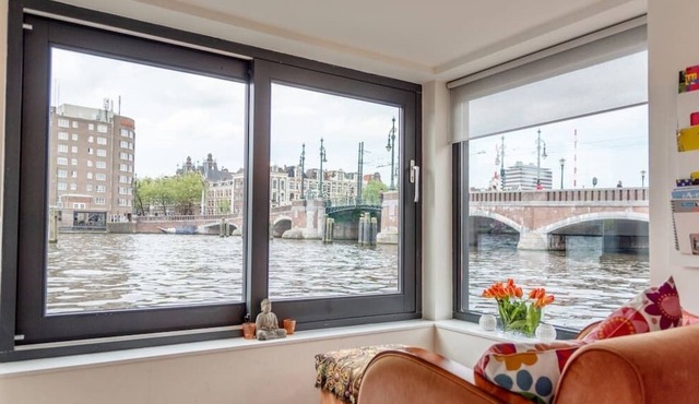 Private Studio Houseboat *BEST VIEW* @Amstel