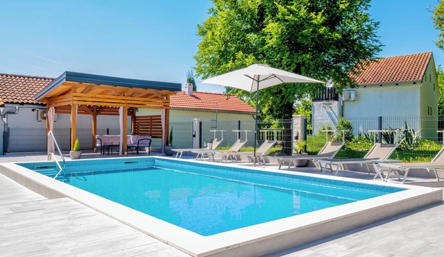 Private Villa with Saltwater Pool Near Crikvenica