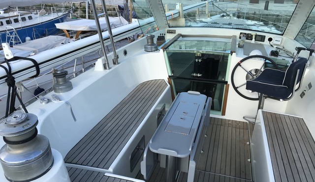 PROMOTION *GRAND VOILIER 18 METRES TOUT CONFORT LA ROCHELLE 4 to 8 persons
