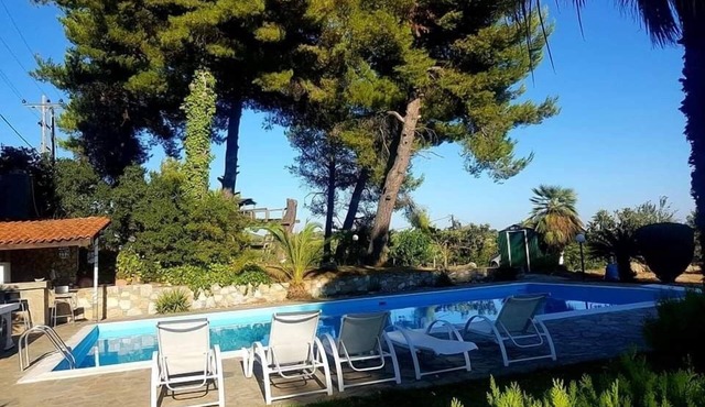 Remarkable 2-Bed House in Varnavas