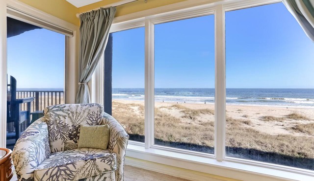 Remodeled 2 Bedroom/2 Bath, 2nd floor Oceanfront condo sleeps 6. Balcony & Pool.