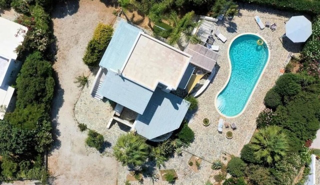 Riviera paradise-unique villa with private pool