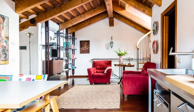 Romantic Attic with Superb View of Madonna del Orto Gothic Church