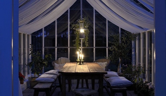 Romantic cottage with greenhouse near Isaberg!