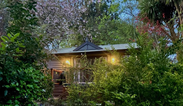 Romantic Retreat with Spa and Private Gardens