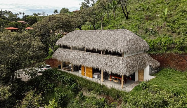 Rustic Ranch in the Paradise