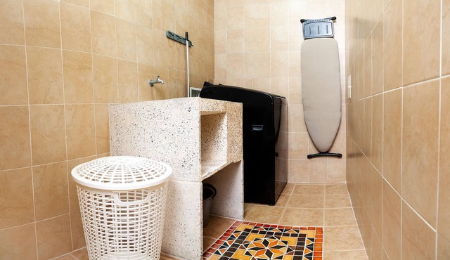 SACHAR LODGING APARTAHOTEL