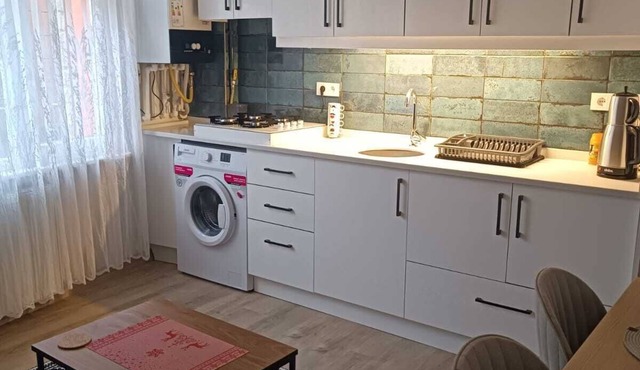 SAKİN KONAKLAMA HIZLI WIFI 1+1 YENİ DAİRE