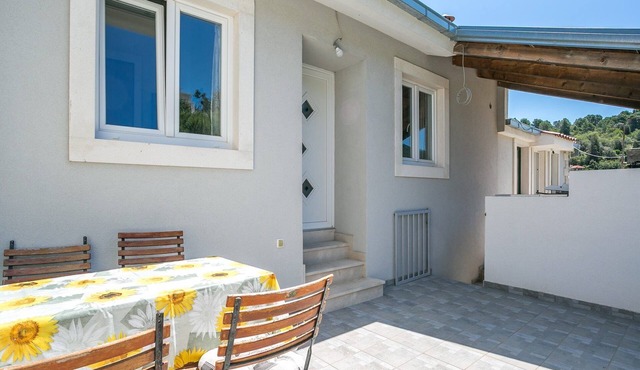 Sea Apartment in Stomorska