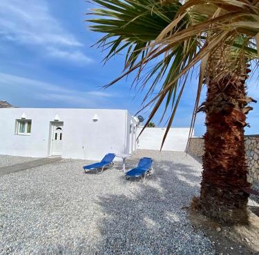 Sea Sound Villa Perivolos beach