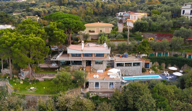 Sea View Villa Giada with pool
