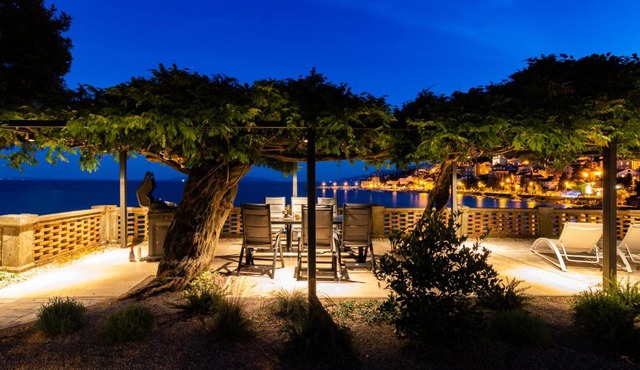 Seaside Apartment Volosko on the beach
