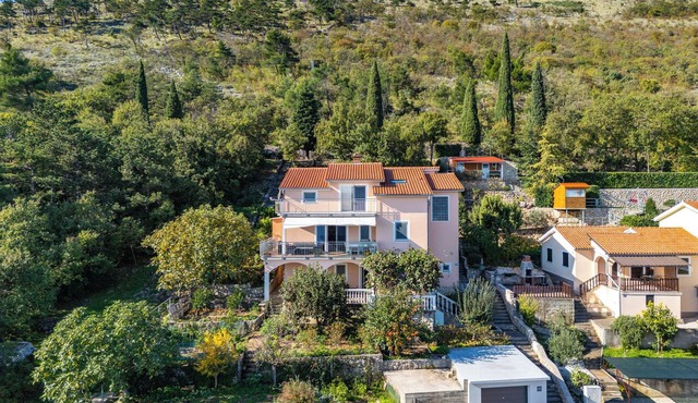 Seaview House - Magdalena Apartment, Plomin, Croatia