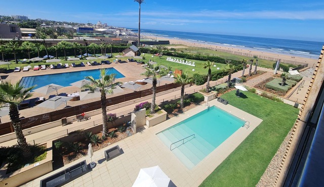 Seaview-Pestana sublime suite resort- free parking