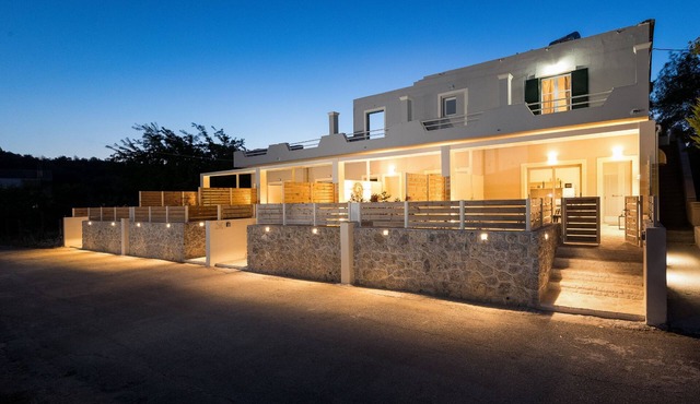 Senses Suite Tessera: Luxury, renovated Apartment in Corfu