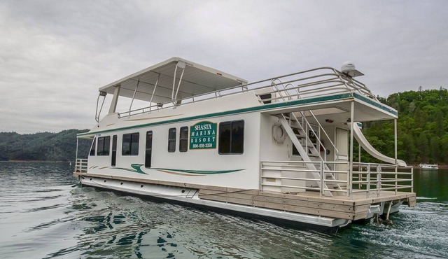 Shasta Marina Mirage II Houseboat