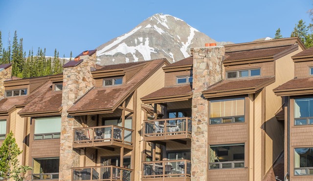 Ski In/Ski Out Comfy Condo At Big Sky Resort! Mountain Views!
