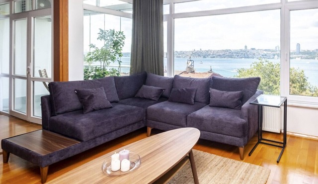 Sleek Apartment with a Panoramic Bosphorus View