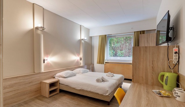 Sleep & Go Brussels South - Budget Studio Twin