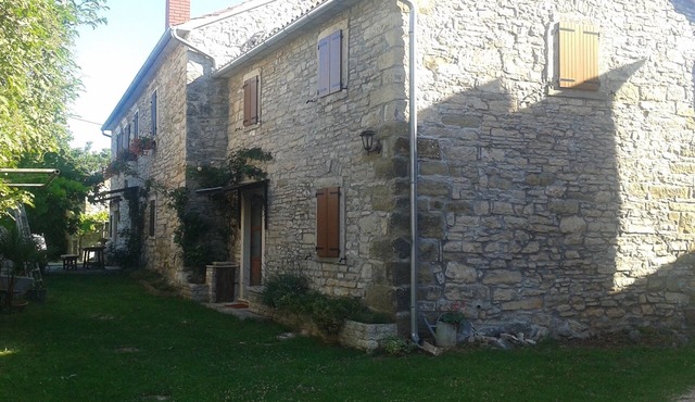 Small Family Istrian house with garden