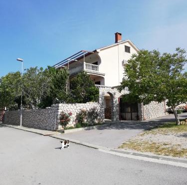 Sobe Apartma Galic