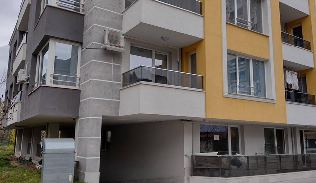 Sofia Harmony Apt: Tranquility, Comfort, and Free Parking