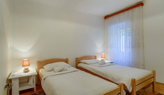 Spacious 3-Bedroom apartment for 6