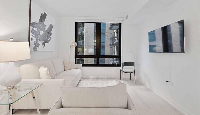 Spacious + Clean | Desk + Business Center | near Capitol Hill