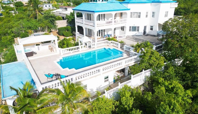 Spectacular Oceanview Luxury 5 Bdr Samaji Villa