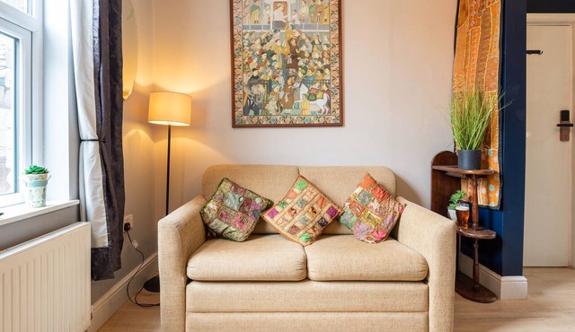 Starbeck House, Apartment 1
