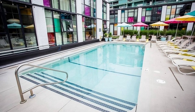 Steps away from Fenway Park! 2 Pool View Units with Balcony! Pets Allowed, Pool!