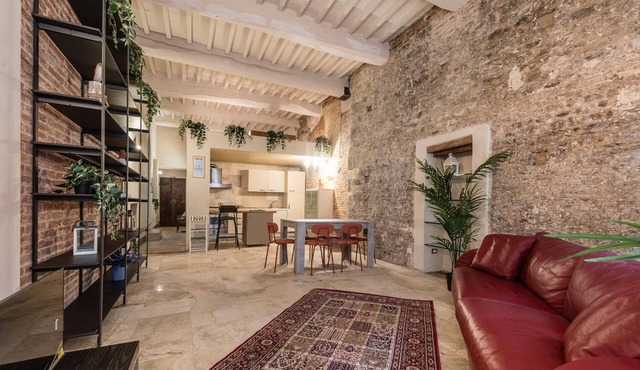‘Story House - Pisa’ Apartment with Wi-Fi