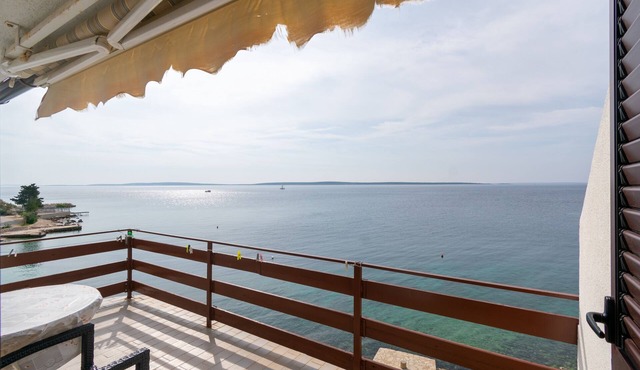 Studio flat near beach Mandre, Pag (AS-4101-c)
