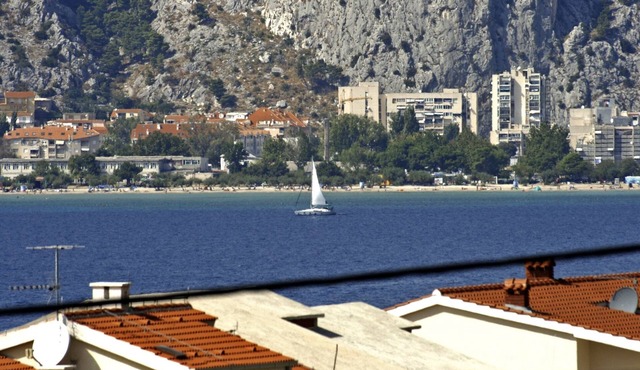 Studio flat with balcony and sea view Nemira, Omiš (AS-4652-c)
