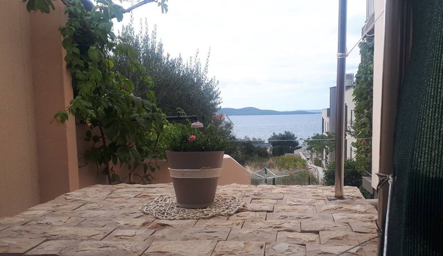 Studio flat with terrace and sea view Kožino, Zadar (AS-5893-a)