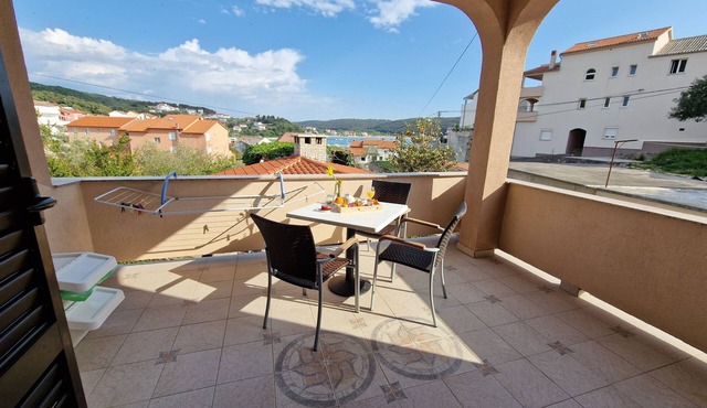 Studio flat with terrace and sea view Kampor, Rab (AS-5037-d)