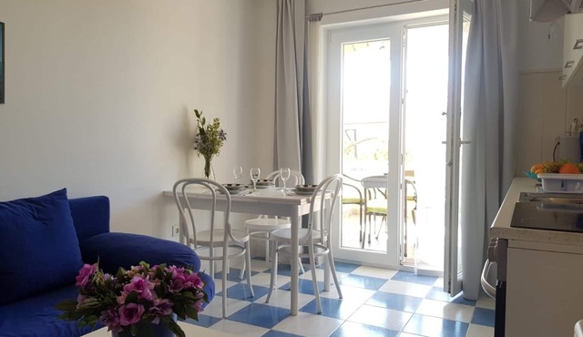 Studio flat with terrace Banjol, Rab (AS-5071-a)