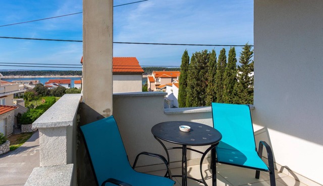 Stunning apartment in Barbat with WiFi