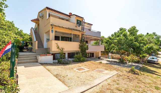 Stunning apartment in Potocnica