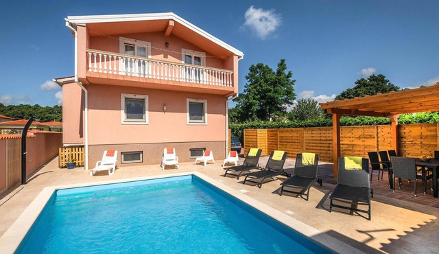 Stunning home in Marcana
