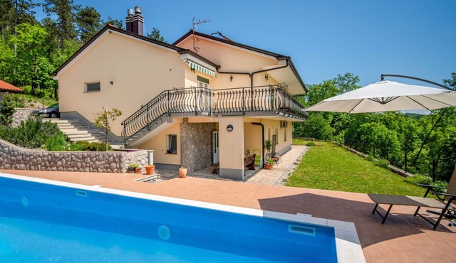 Stunning private villa with A/C, WIFI, private pool, TV, terrace, pets allowed and panoramic view