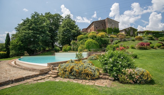 Stunning Villa near San Galgano up to 18 people