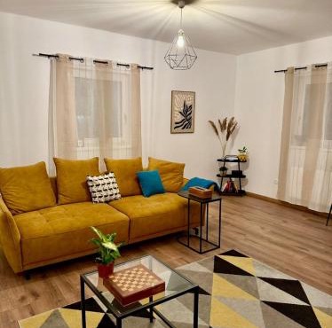 Stylish apartment close to Wiener Neustadt