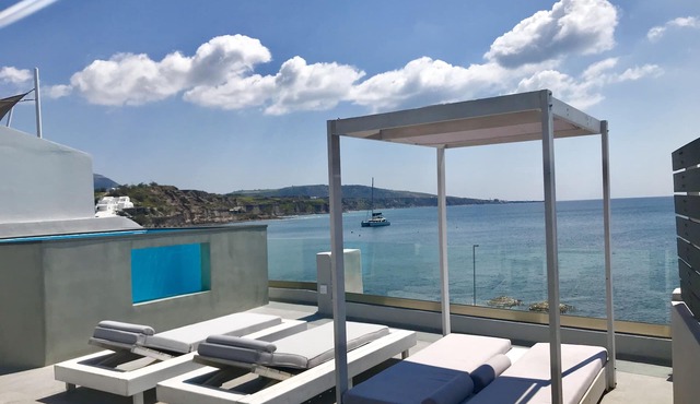 Sublime Villa red beach