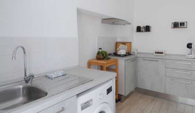 Suite in the Ancient Village| House of Febo