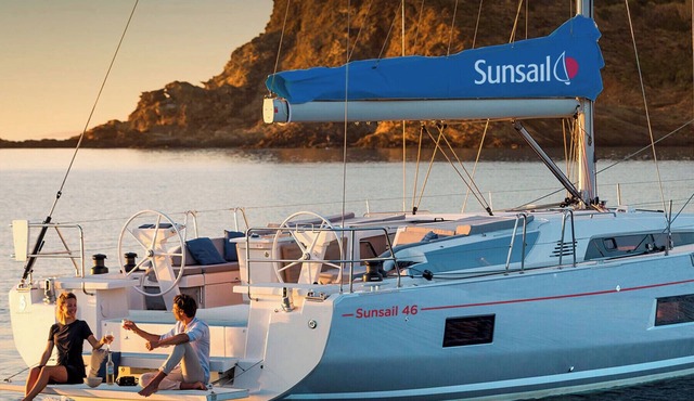 Sun-Kissed Sailing Adventure in Islas Sarónicas