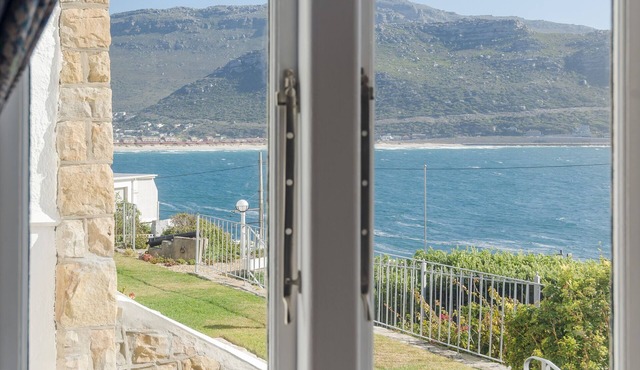 Sunny Cove Manor