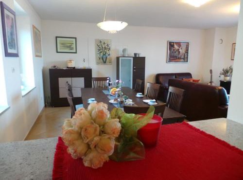 Superb Lovran Apartments with Sea Views - One Bedroom Apartment with Balcony