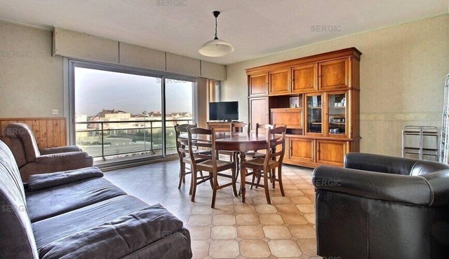 Superb sea view! 5-person apartment. private parking
