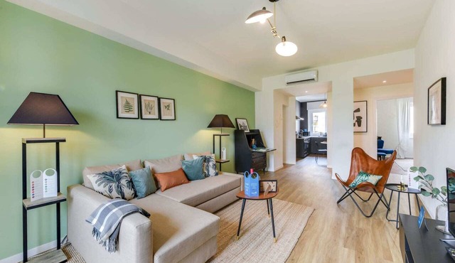 Sweett | Solari - One Bedroom Apartment, Sleeps 4
